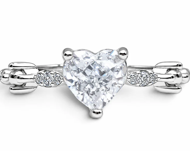 Anillo Corazon Zirconia Blanca Plata Ley 925